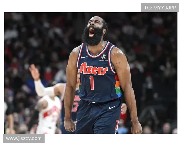 哈登带队14胜4负引热议 0.8秒直播疑似回放 哈登带队14胜4负引热议 0.8秒直播疑似回放